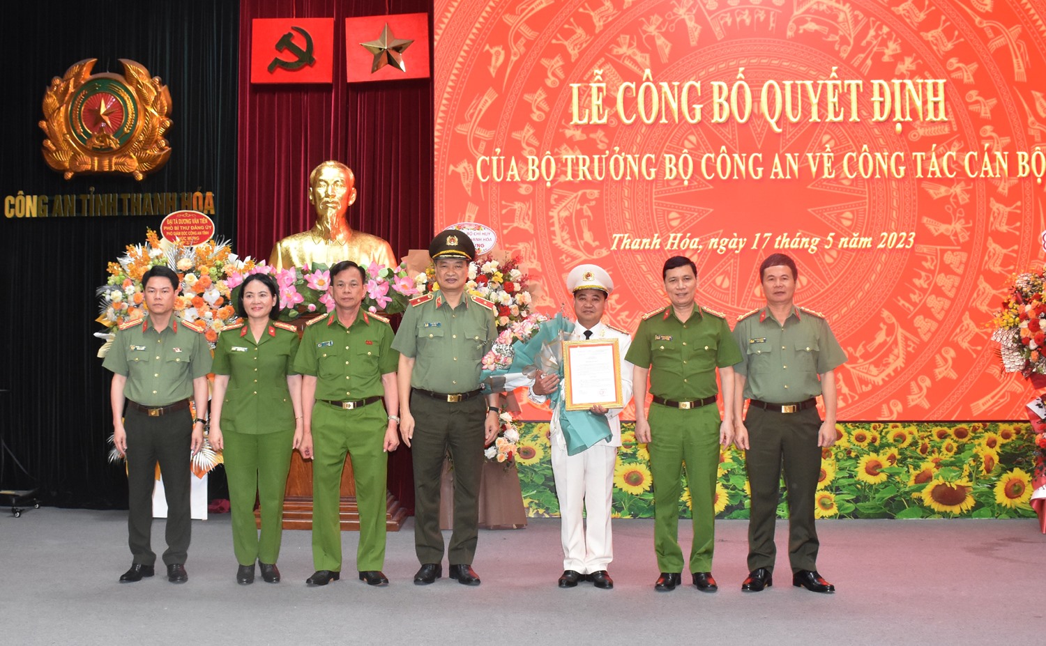 Chân dung Thượng tá được Bộ Công an bổ nhiệm làm Phó giám đốc Công an tỉnh Thanh Hóa - Ảnh 1.