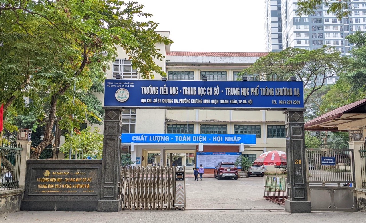 Trường lần đầu giữ top 1 tỉ lệ chọi lớp 10 năm 2023 cao nhất Hà Nội: Dự báo điểm chuẩn - Ảnh 1.