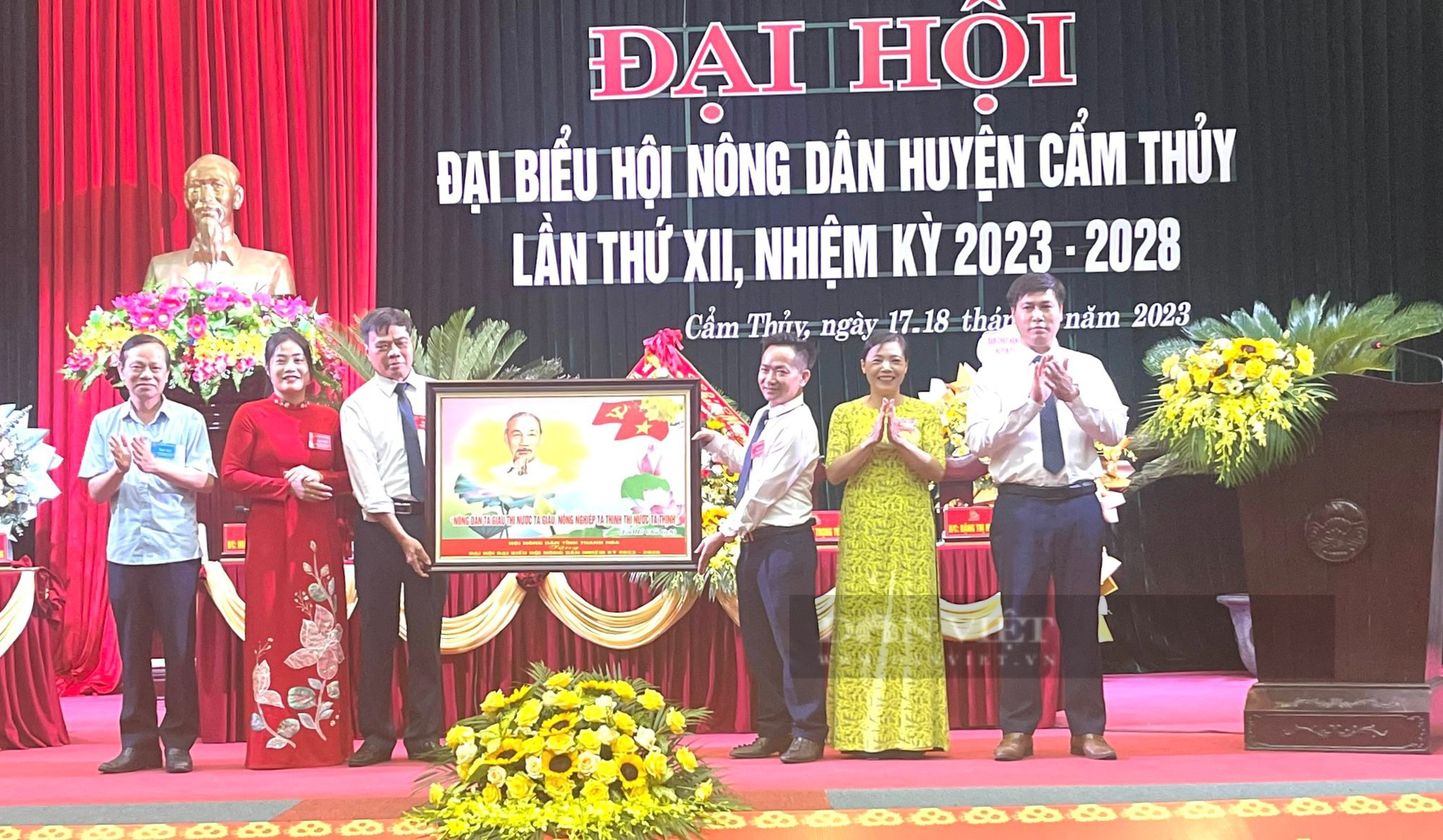 Đại hội đại biểu Hội Nông dân huyện Cẩm Thuỷ, ông Trịnh Huy Phương tái đắc cử Chủ tịch - Ảnh 2.
