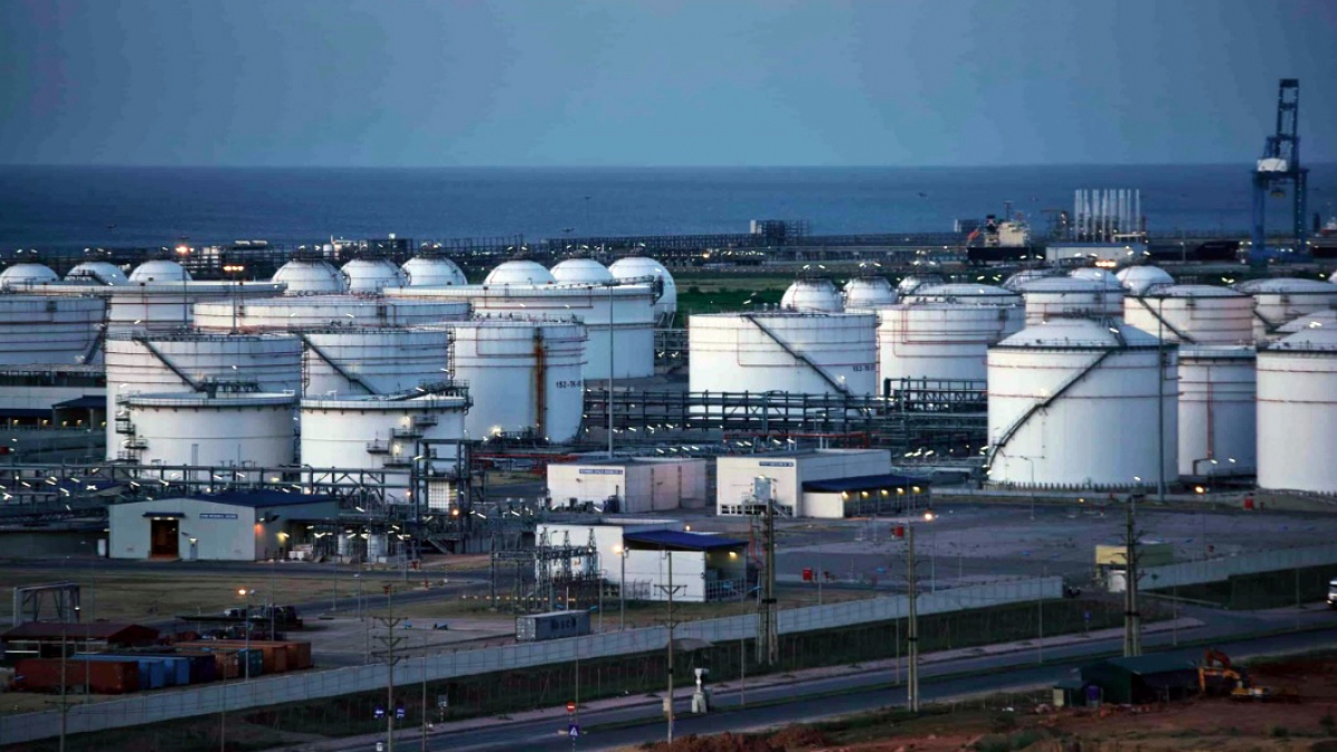Nhà máy lọc hoá dầu Nghi Sơn chiếm đến 40% nhu cầu xăng dầu nhưng liên tục kêu trục trặc, ngừng hoạt động - Ảnh 1.