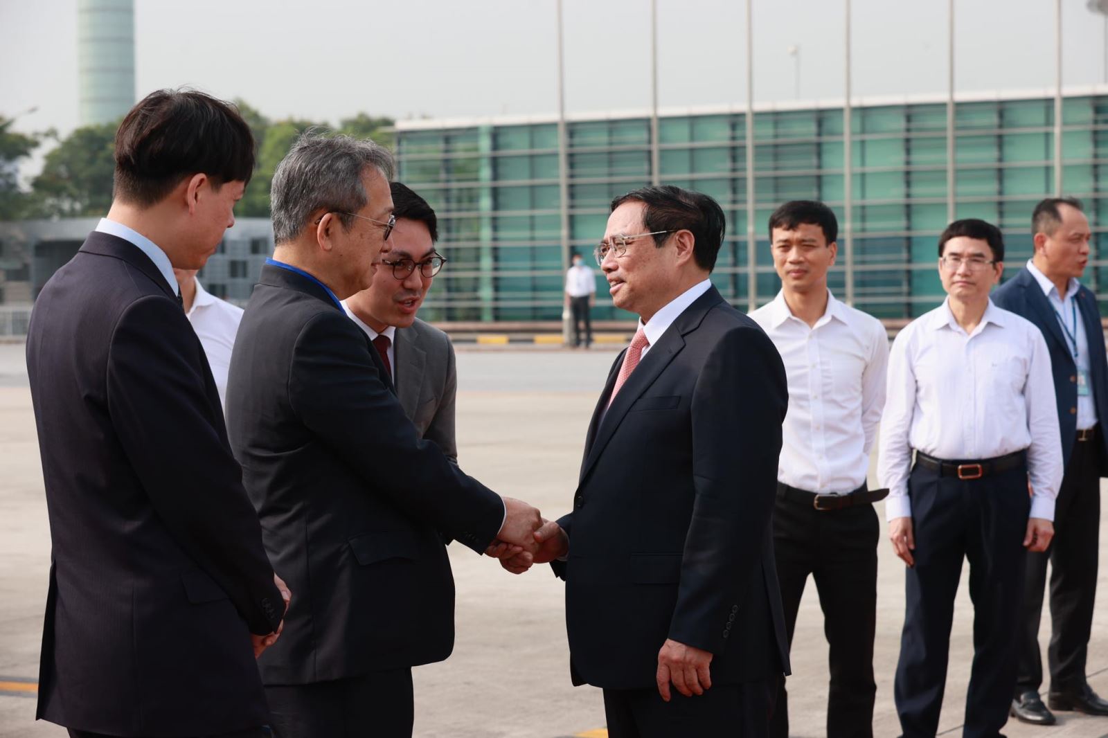 Thủ tướng Phạm Minh Chính lên đường dự thượng đỉnh G7, thúc đẩy quan hệ Việt - Nhật lên tầm cao mới - Ảnh 1.