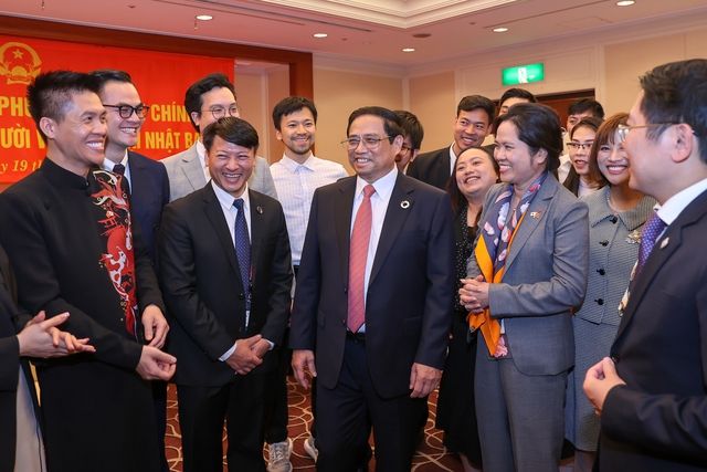 Thủ tướng Phạm Minh Chính gặp cộng đồng người Việt Nam ở Nhật Bản - Ảnh 1.