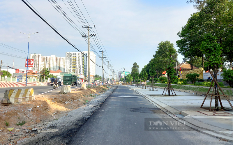 Dự án nâng cấp mở rộng Quốc lộ 13 đoạn qua địa bàn TP.Thuận An. Ảnh: Trần Khánh