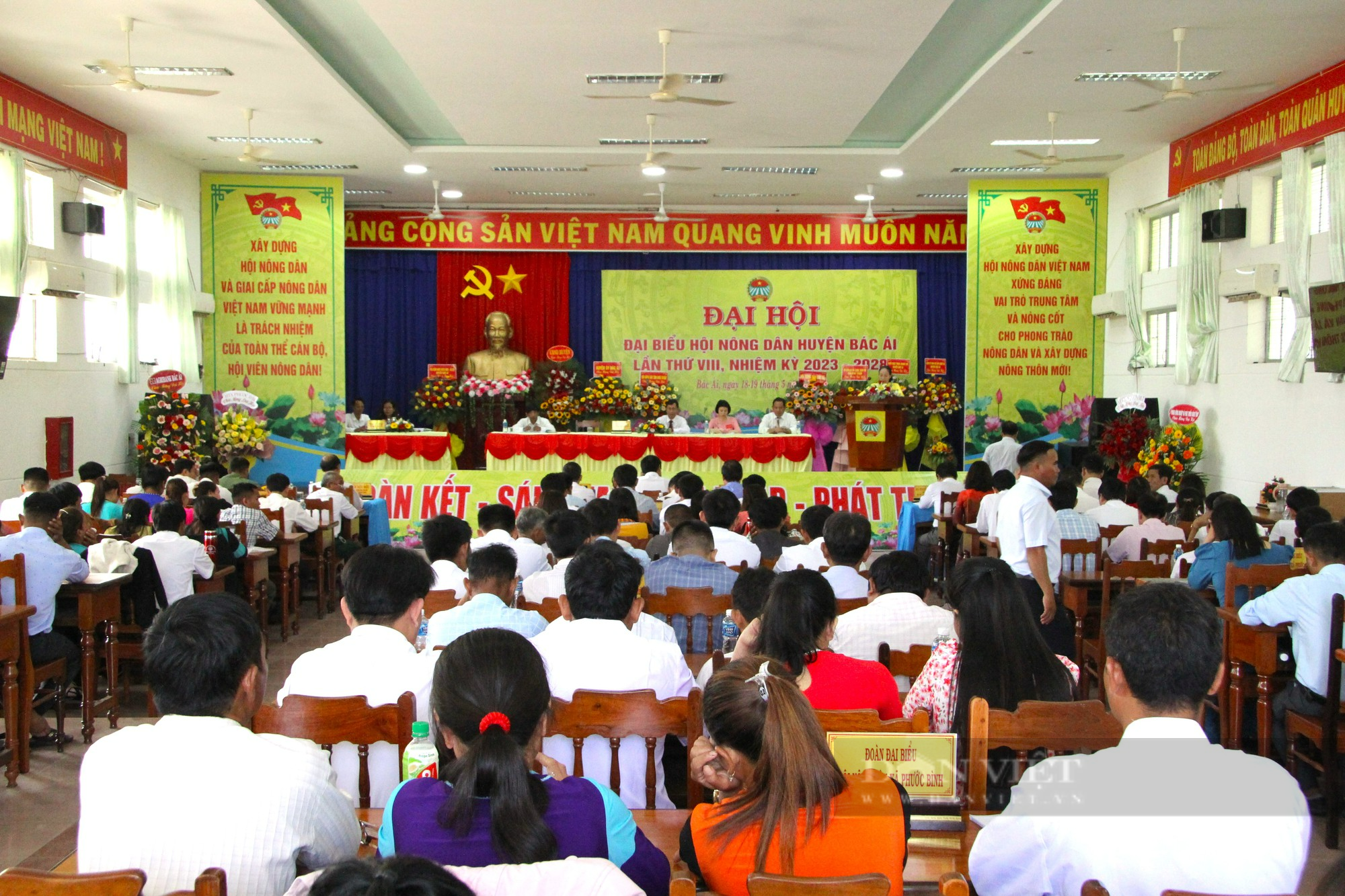 Đại Hội Đại biểu Hội Nông dân huyện Bác Ái ở Ninh Thuận, ông Nguyễn Đức Nghĩa tái đắc cử Chủ tịch - Ảnh 1.