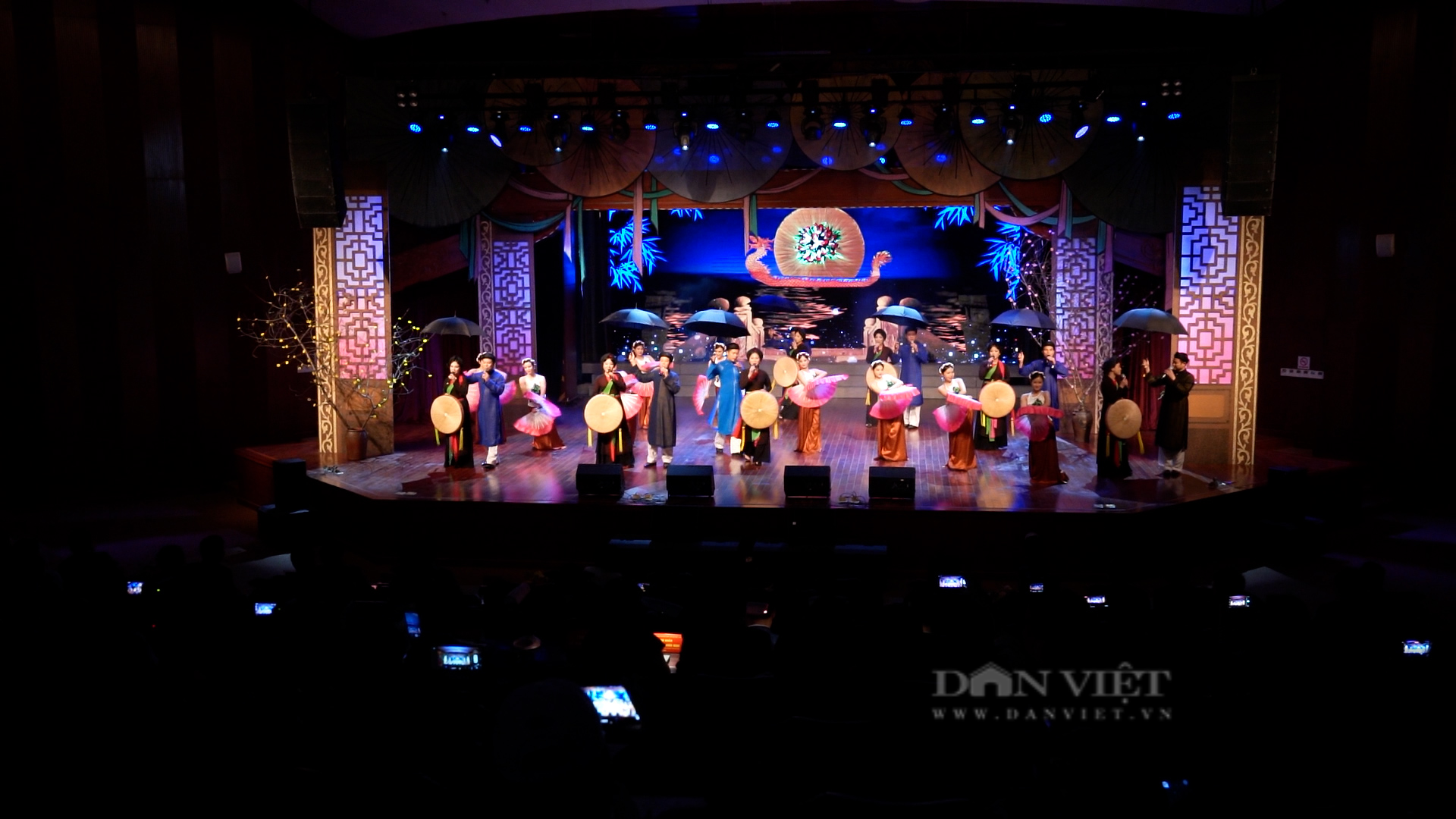 Từ 27/5, Nhà hát Dân ca Quan họ Bắc Ninh biểu diễn miễn phí, kỳ vọng trở thành &quot;điểm nhấn&quot; về du lịch - Ảnh 2.