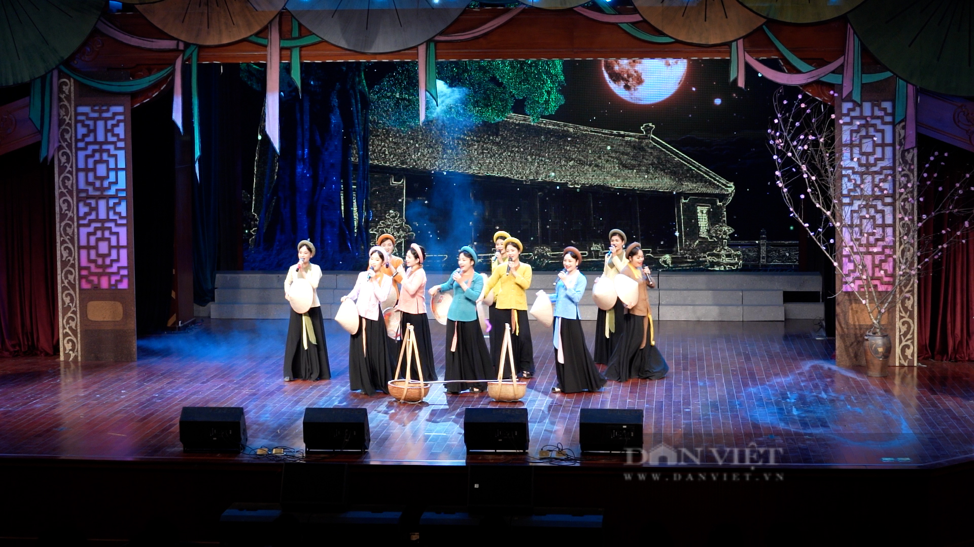 Từ 27/5, Nhà hát Dân ca Quan họ Bắc Ninh biểu diễn miễn phí, kỳ vọng trở thành &quot;điểm nhấn&quot; về du lịch - Ảnh 3.