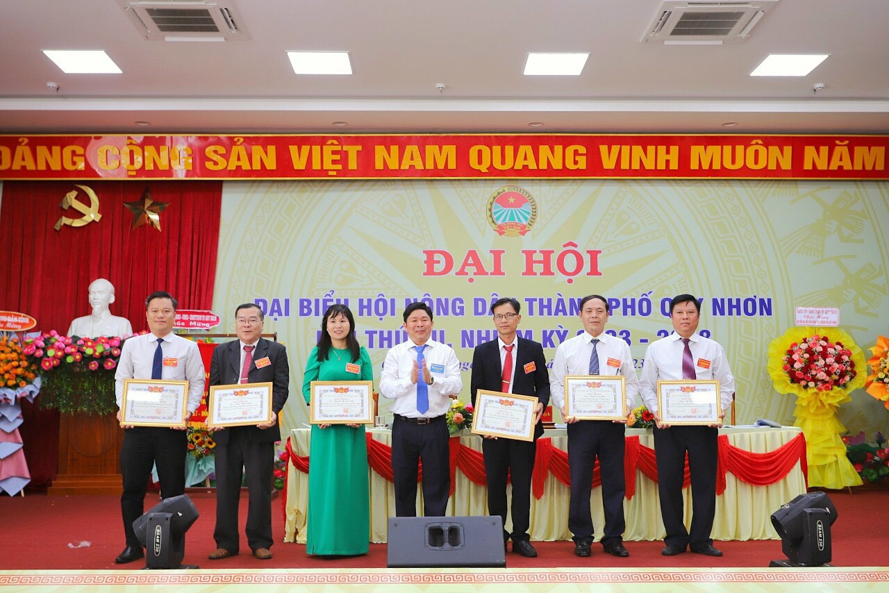 Bình Định: Đại hội Hội Nông dân TP Quy Nhơn, ông Phạm Vĩnh Thâm tái đắc cử chức Chủ tịch - Ảnh 2.
