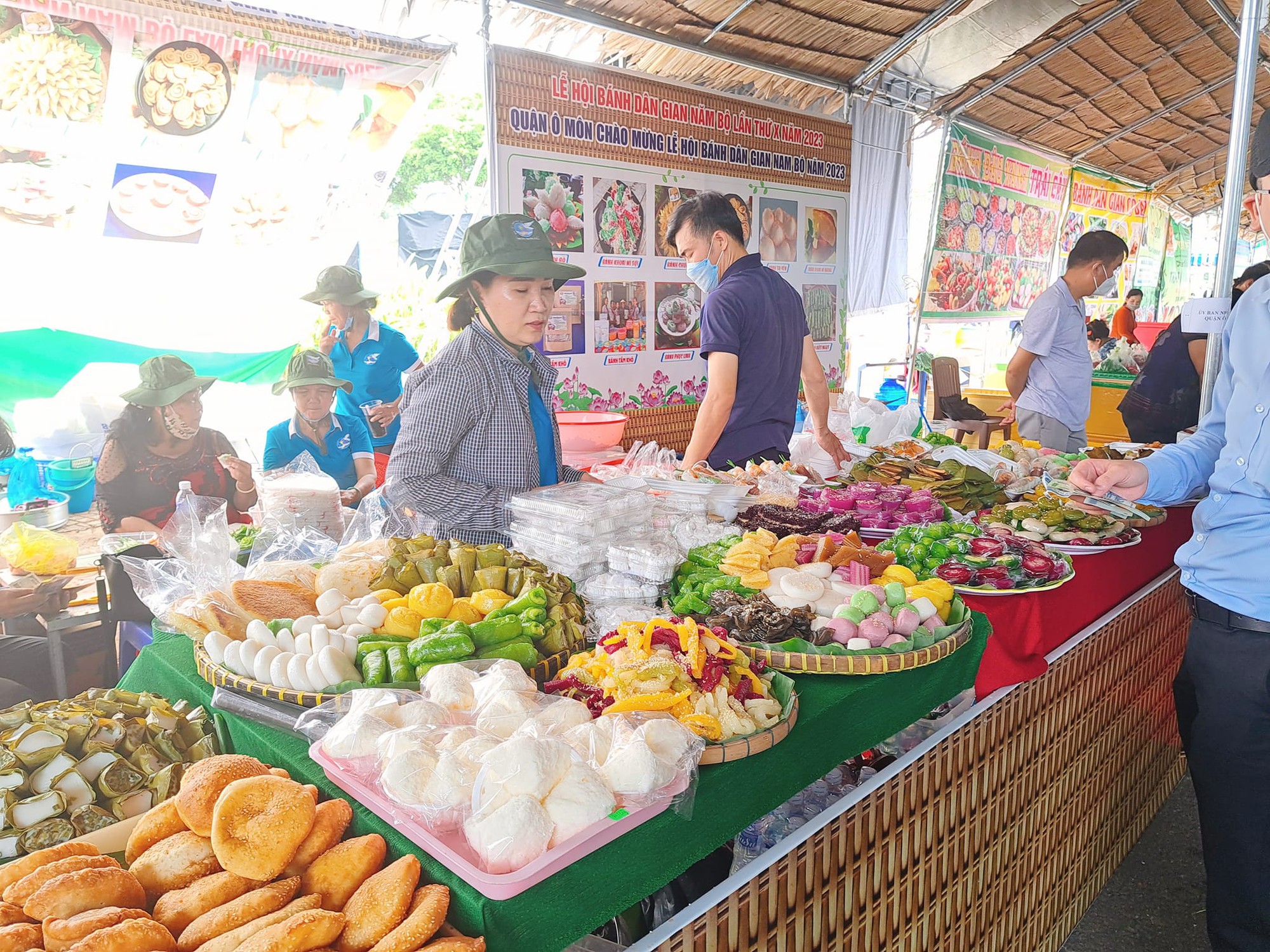 Đã mắt với hàng chục loại bánh đặc trưng miền Tây tại lễ hội bánh dân gian Nam bộ - Ảnh 17.