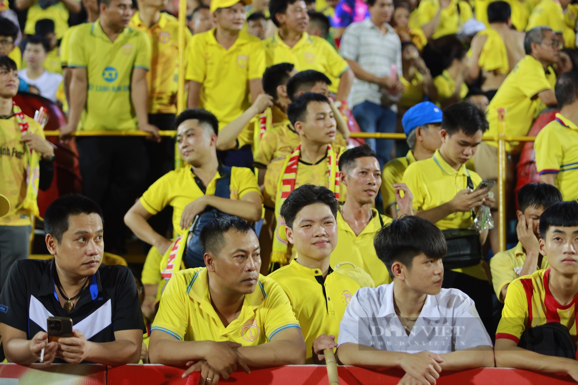 Nam Định FC cầm chân Hải Phòng FC ngày trở lại - Ảnh 8.
