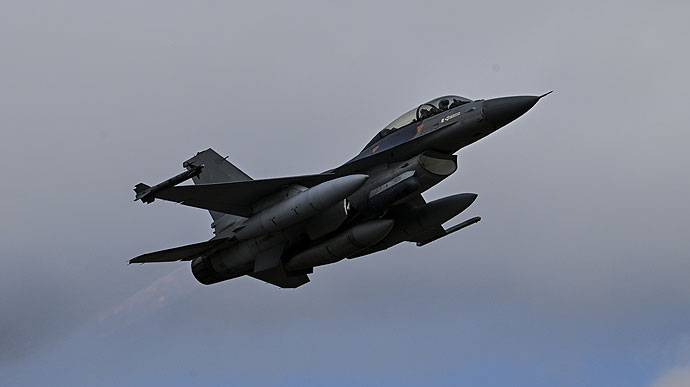 Nga cảnh báo đáng sợ tới phương Tây nếu cung cấp chiến đấu cơ F-16 cho Ukraine - Ảnh 1.