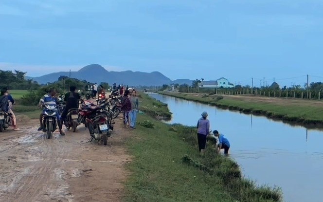 Tìm thấy thi thể 4 nữ sinh đuối nước thương tâm ở Bình Thuận