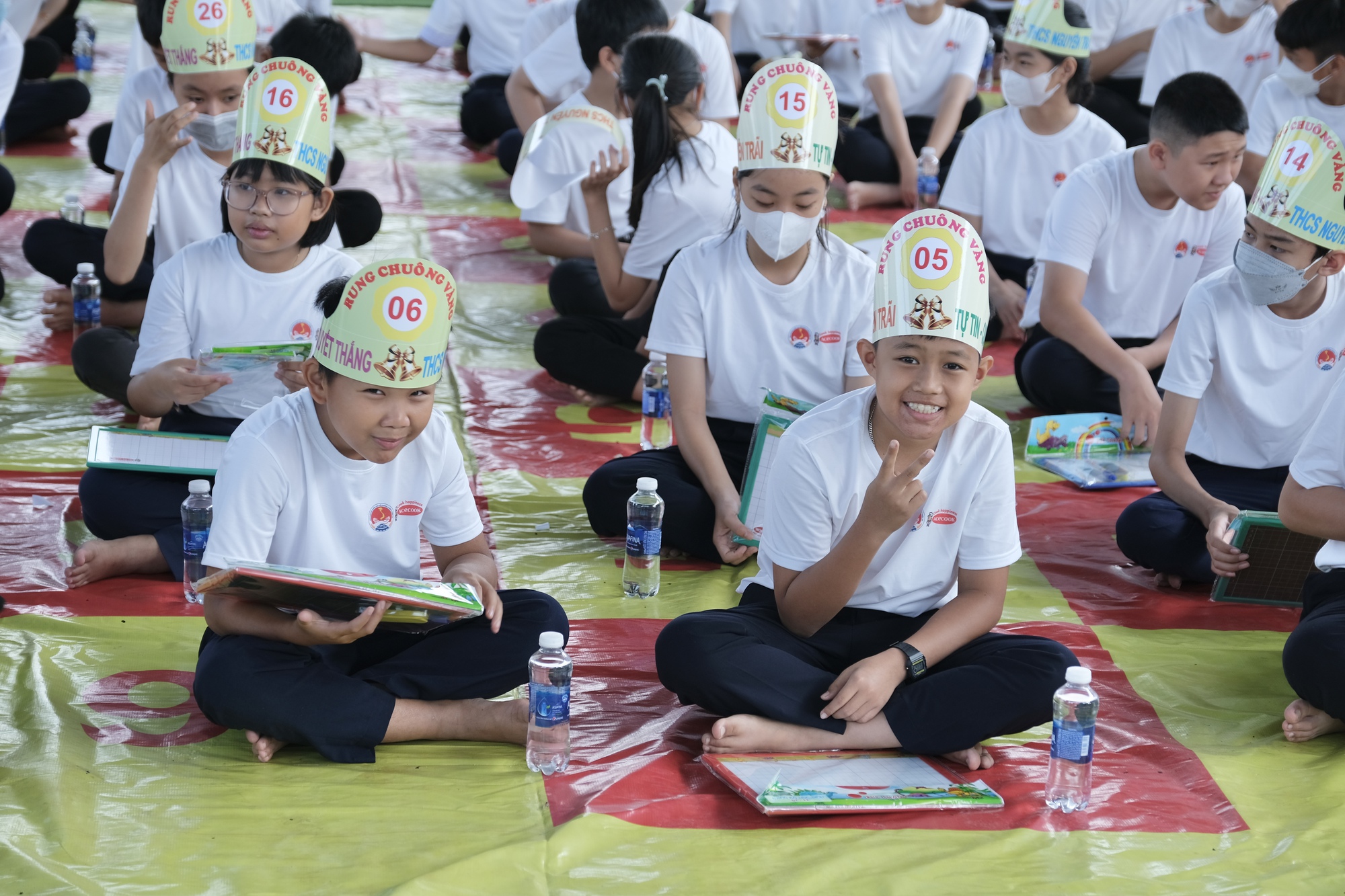 Quảng Nam: Sôi nổi thi tài rung chuông vàng với chủ đề: “Cùng em phòng chống thiên tai, kiến tạo tương lai bền vững” - Ảnh 3.