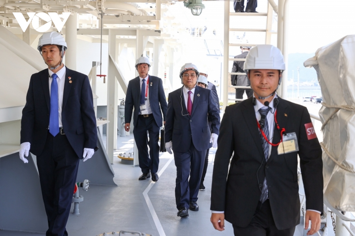 Thủ tướng Phạm Minh Chính cùng lãnh đạo G7 thăm công viên hòa bình Hiroshima - Ảnh 8.