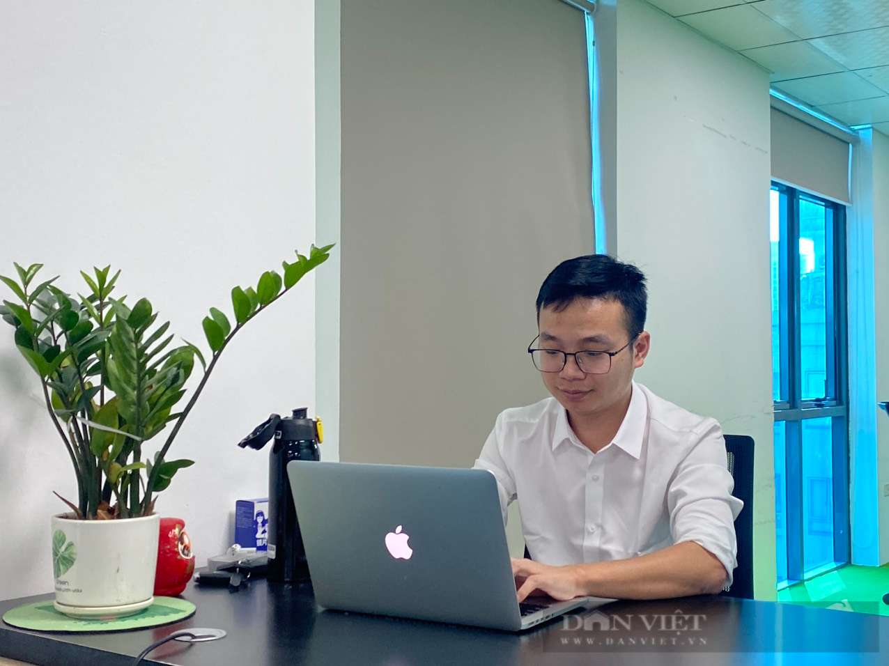 CEO 9X Startup với doanh nghiệp phần mềm, thành công với dự án sàn TMĐT đồ nội thất đầu tiên ở Việt Nam - Ảnh 1.