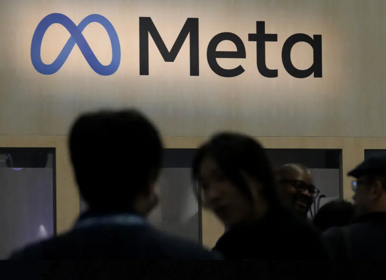 Meta bị phạt kỷ lục 1,3 tỉ USD vì chuyển thông tin người dùng cho Mỹ - Ảnh 1.