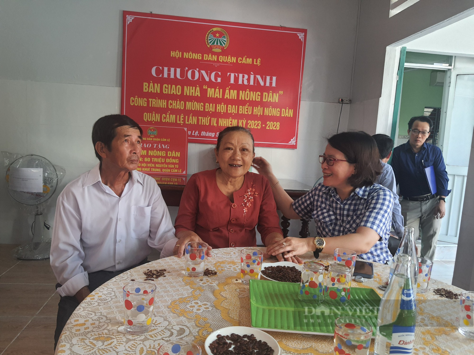 Đà Nẵng: Hội Nông dân Cẩm Lệ bàn giao công trình “Mái ấm nông dân” cho hộ nghèo - Ảnh 2.