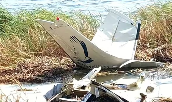 Sai lầm tai hại của phi công khiến máy bay lao xuống sông đầy cá sấu, cả gia đình 4 người thiệt mạng - Ảnh 1.