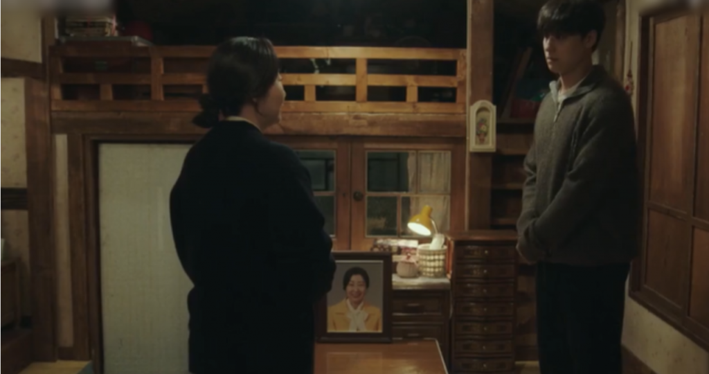 Phim Người mẹ tồi của tôi tập 9: Hé lộ bí mật giấu kín của Choi Kang Ho khiến mẹ khóc ròng - Ảnh 1.