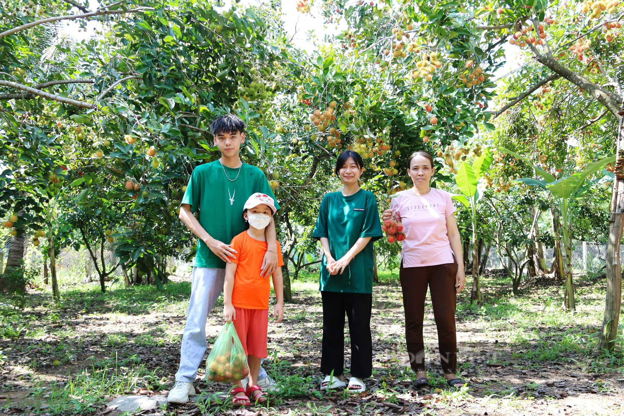 Nhà vườn ở huyện miền núi Ninh Sơn (Ninh Thuận) tất bật chuẩn bị cho lễ hội trái cây - Ảnh 6.