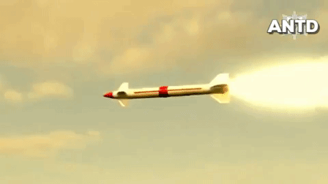 Cận cảnh &quot;Rồng lửa&quot; S-350 Nga vừa bắn hạ mục tiêu ở chế độ hoàn toàn tự động - Ảnh 5.