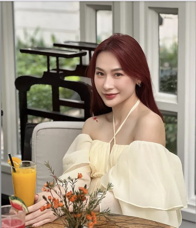 Bạn gái mới Vũ Văn Thanh: Làm ngân hàng, mặt xinh như Tiểu Vy, body nóng bỏng - Ảnh 11.
