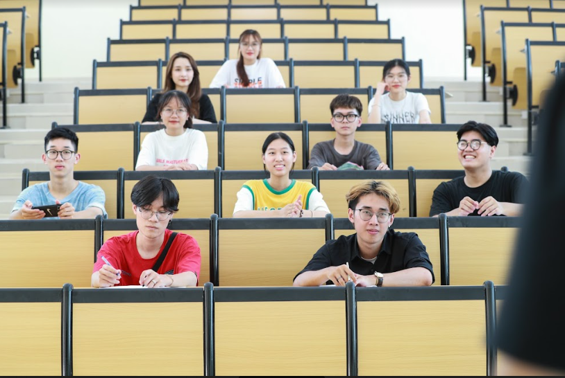 Học phí 12 trường thành viên của Đại học Quốc gia Hà Nội: Trường nào thu thấp nhất?  - Ảnh 1.