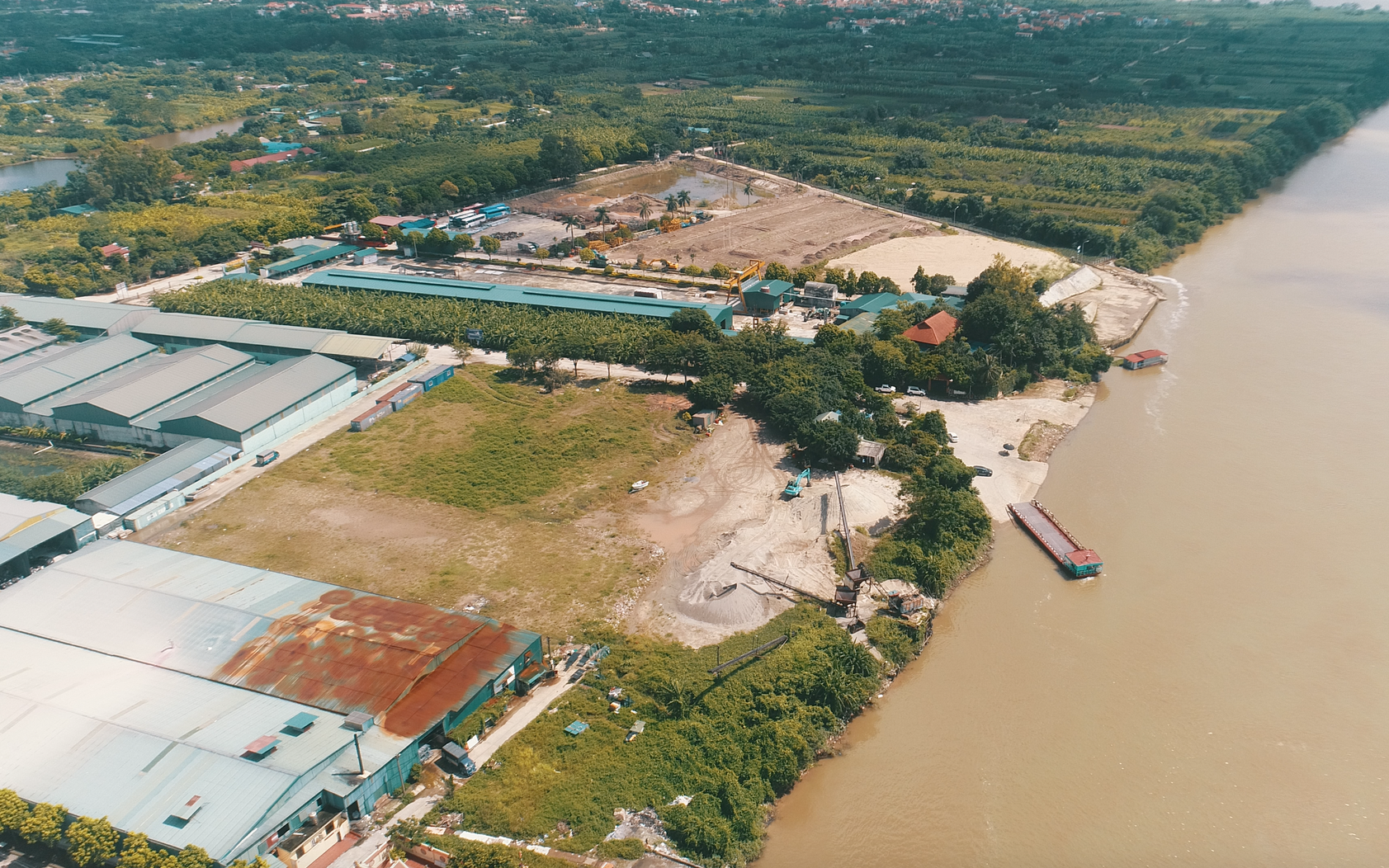 Công trình vi phạm hành lang thoát lũ sông Hồng phải được xử lý, trả lại hiện trạng ban đầu (Bài 3)