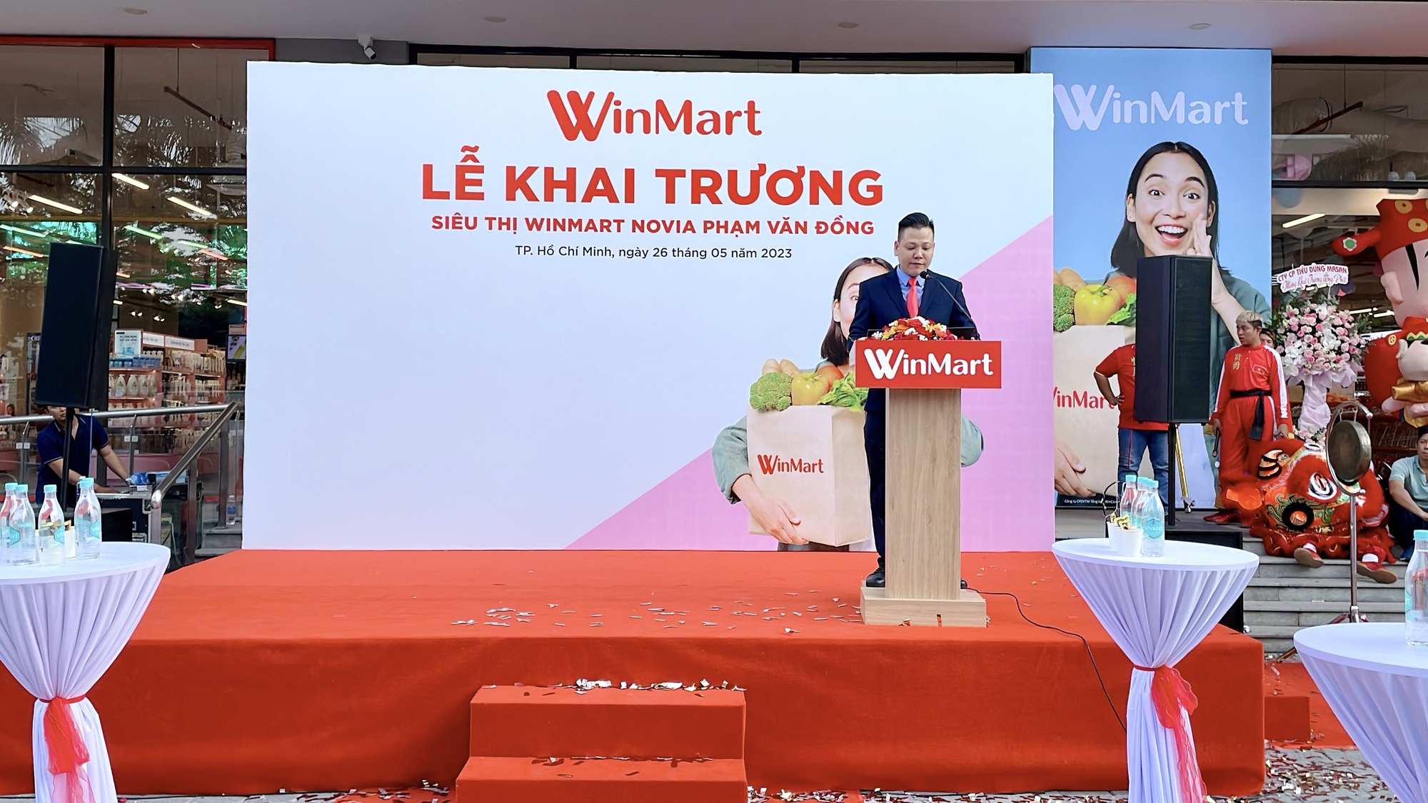 Khai trương siêu thị WinMart đầu tiên theo mô hình Urban mới lạ, hiện đại - Ảnh 1.