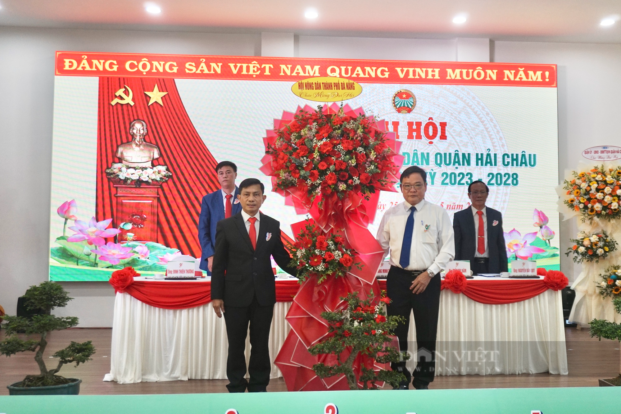 Ông Hoàng Minh Trinh tái đắc cử chức Chủ tịch Hội Nông dân quận Hải Châu - Ảnh 1.