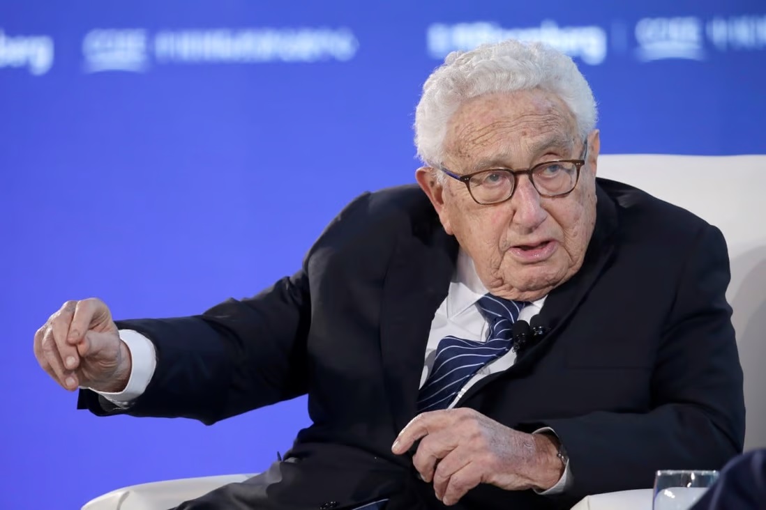 Cựu Ngoại trưởng Mỹ Kissinger: Sai lầm nghiêm trọng' của NATO dẫn đến xung đột ở Ukraine - Ảnh 1.