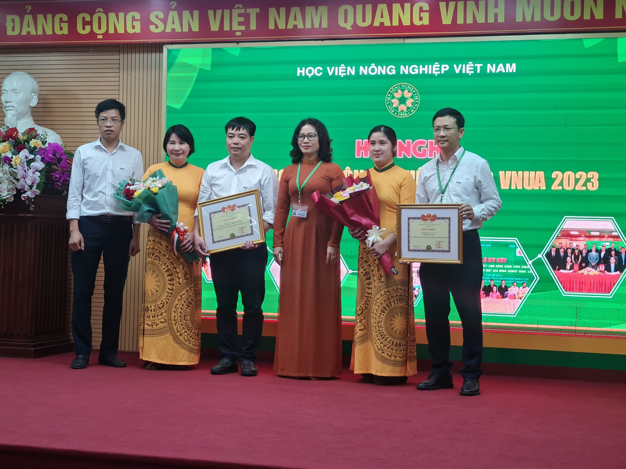 Giám đốc Học viện Nông nghiệp Việt Nam &quot;đặt hàng&quot; các nhóm nghiên cứu Học viện về các sản phẩm phục vụ nông nghiệp - Ảnh 2.