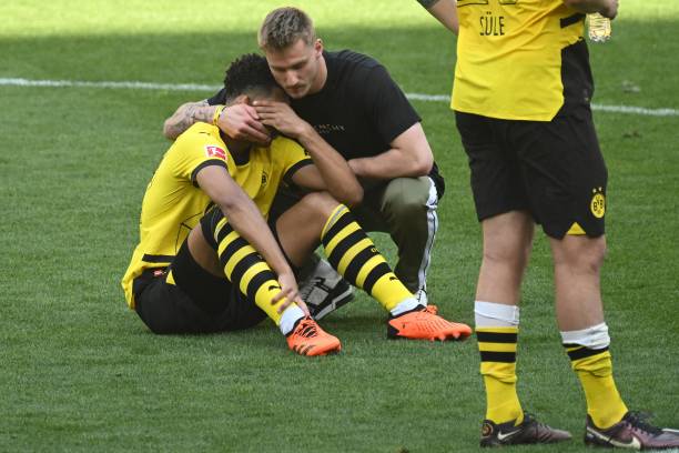 Tuột chức vô địch Bundesliga, Bellingham khóc nức nở - Ảnh 4.
