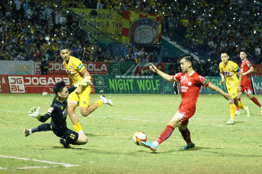 Kết quả vòng 9 V.League: Đông Á Thanh Hoá thắng siêu kịch tính trước Viettel - Ảnh 3.