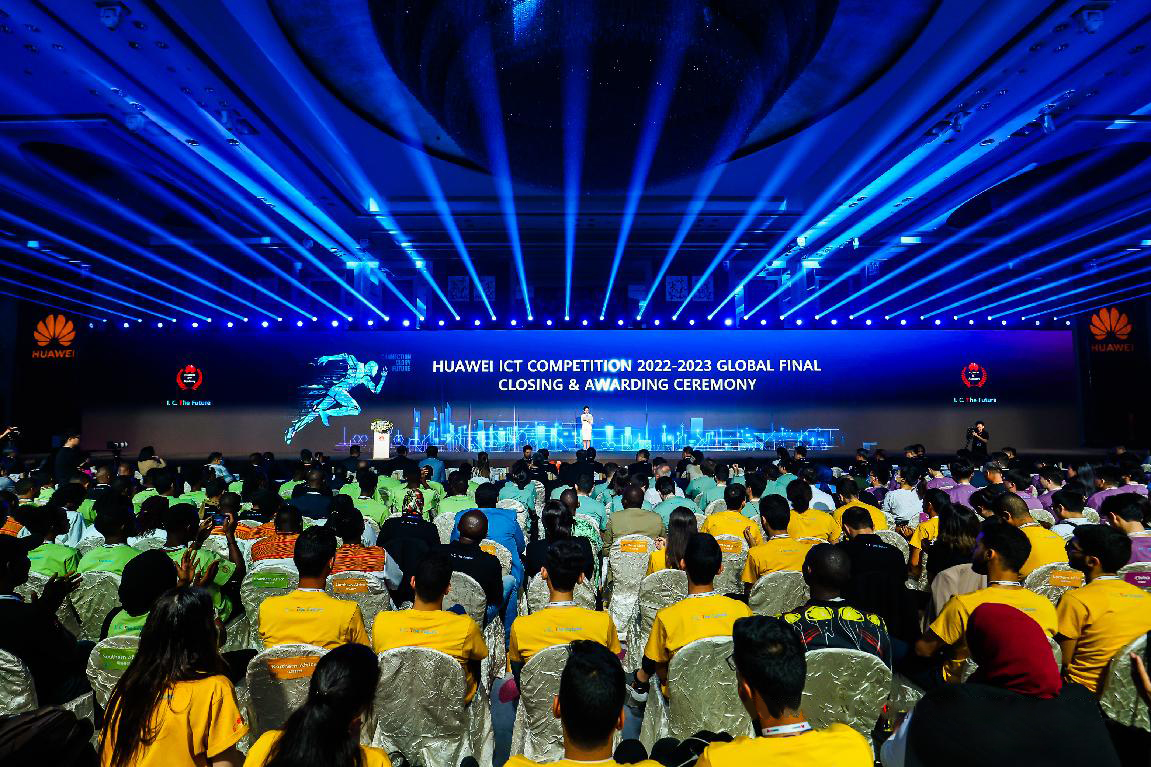 Sinh viên Việt Nam giành giải Ba chung kết toàn cầu Cuộc thi Huawei ICT Competition 2022-2023 - Ảnh 2.