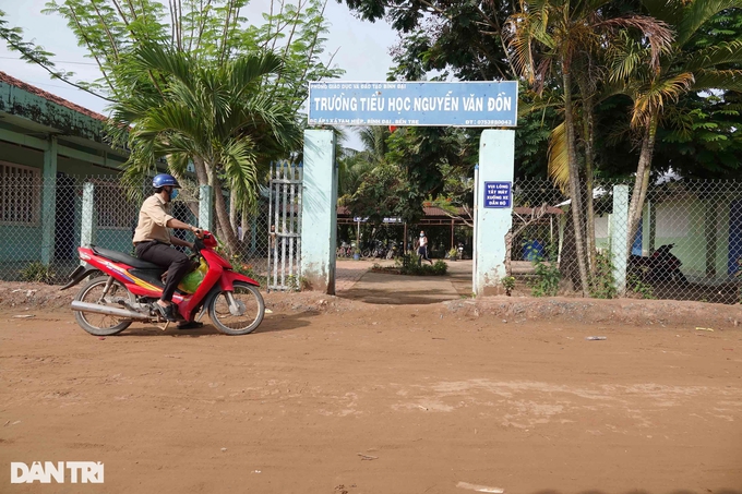 Học trò thi đua đoạt giải cao, hiệu trưởng sầu lo vì không có tiền thưởng - Ảnh 3.