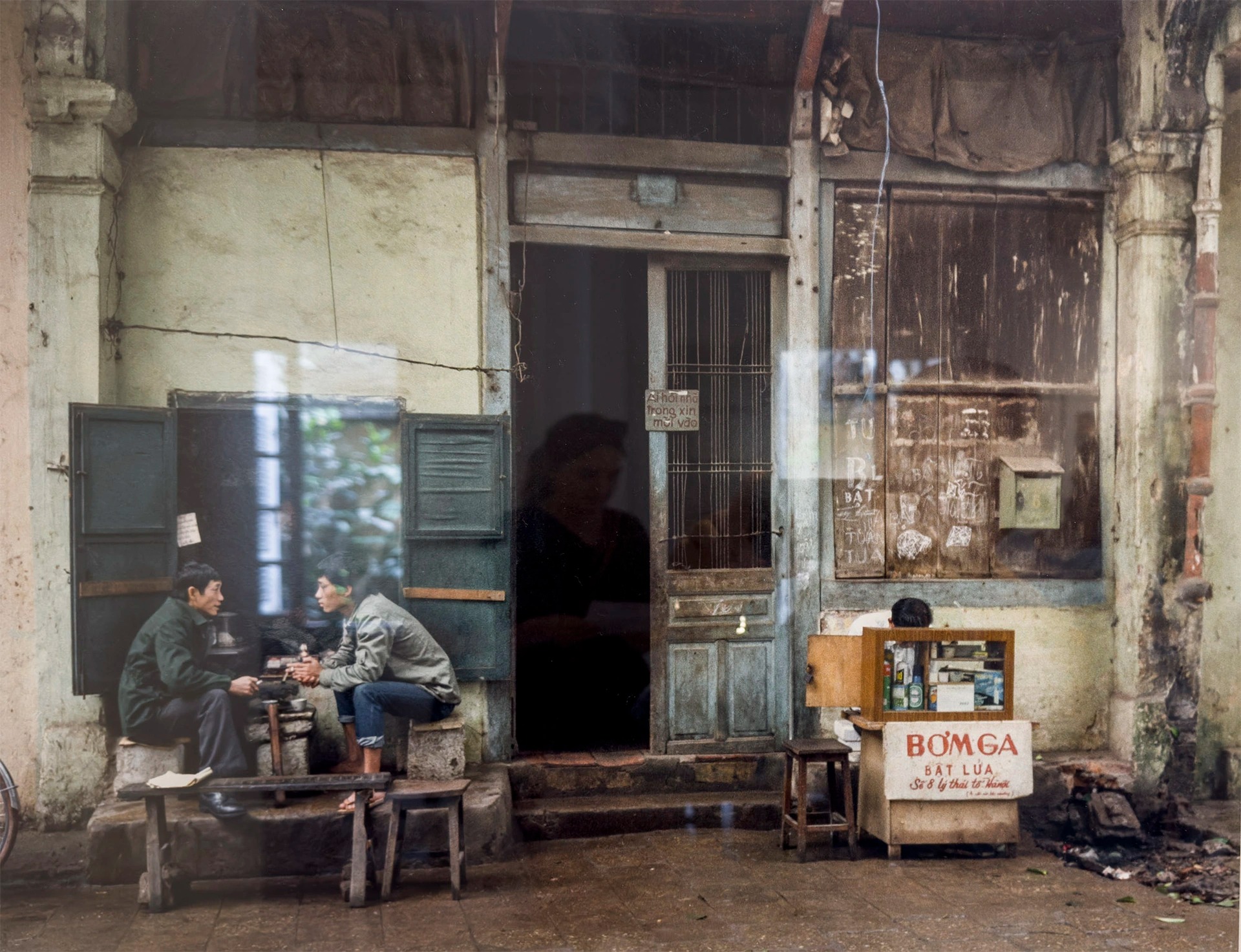 Những bức ảnh màu hoài niệm về Hà Nội một thời gian khó những năm 80 - Ảnh 10.
