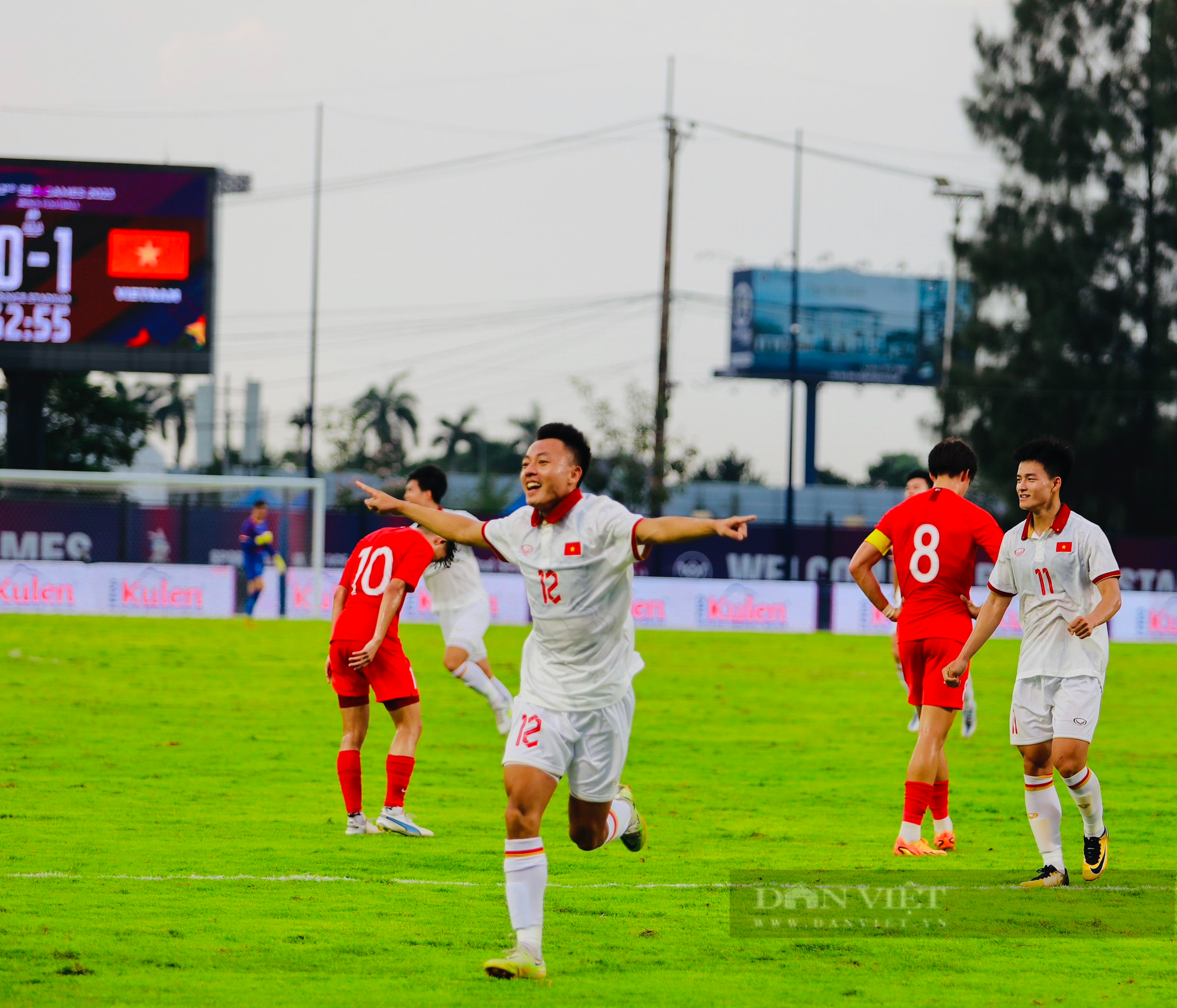 HLV Philippines Troussier thử nghiệm &quot;làm dày&quot; U22 Việt Nam - Ảnh 1.