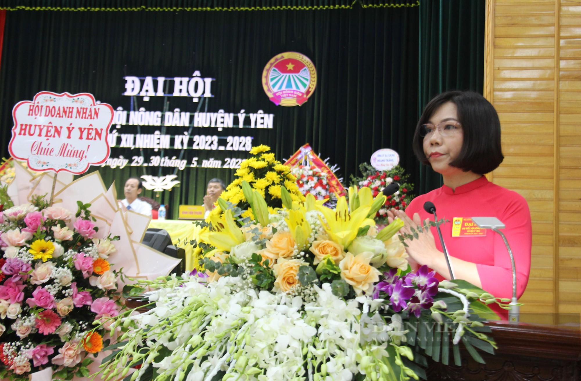 Nam Định: Bà Nguyễn Thị Thu Trà tái đắc cử chức Chủ tịch Hội Nông dân huyện Ý Yên, nhiệm kỳ 2023 - 2028 - Ảnh 1.