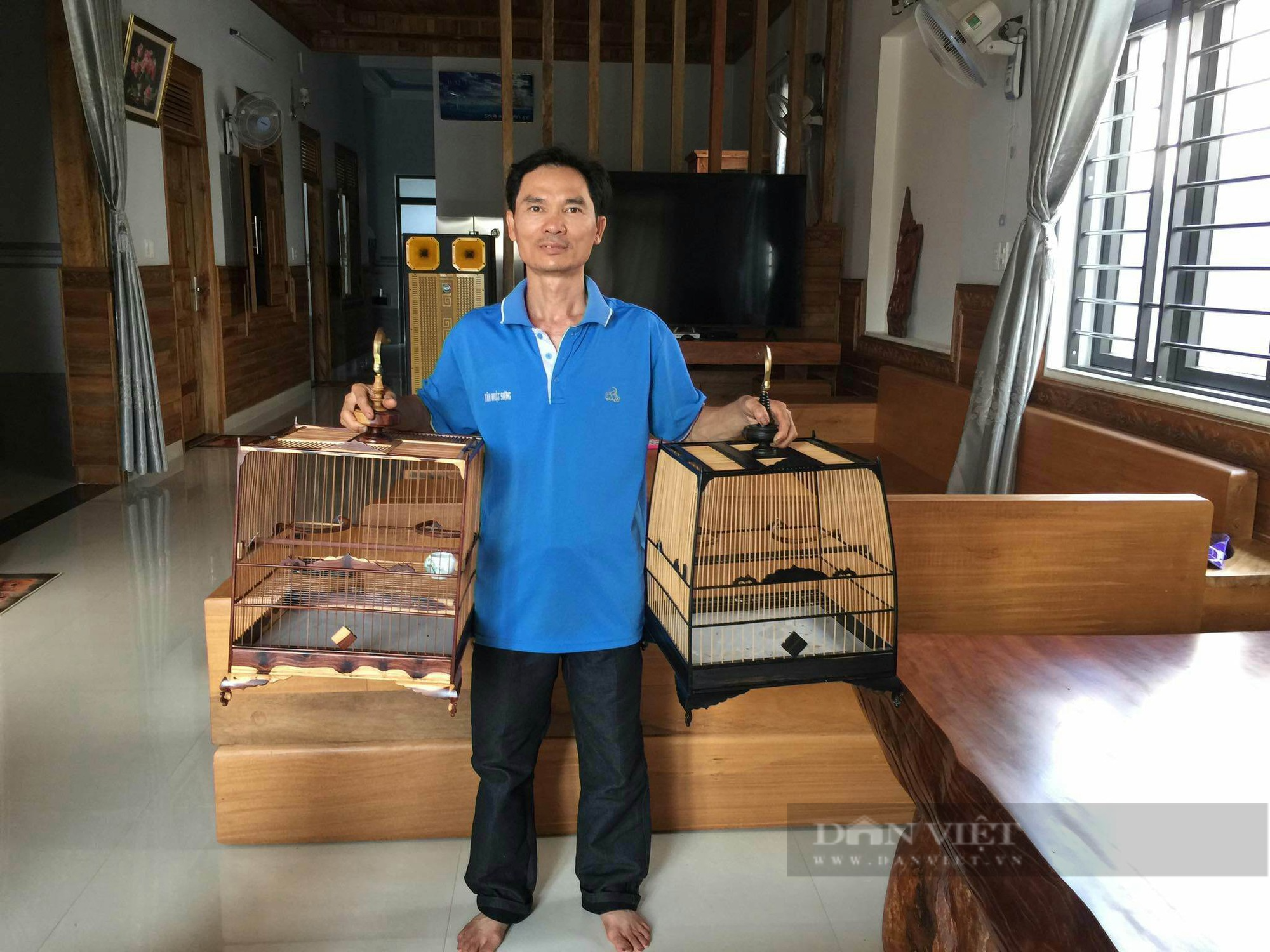 Làm nghề chế tác lồng chim cảnh nghệ thuật, anh thợ mộc ở Bình Định lãi ròng 400 triệu/năm - Ảnh 3.