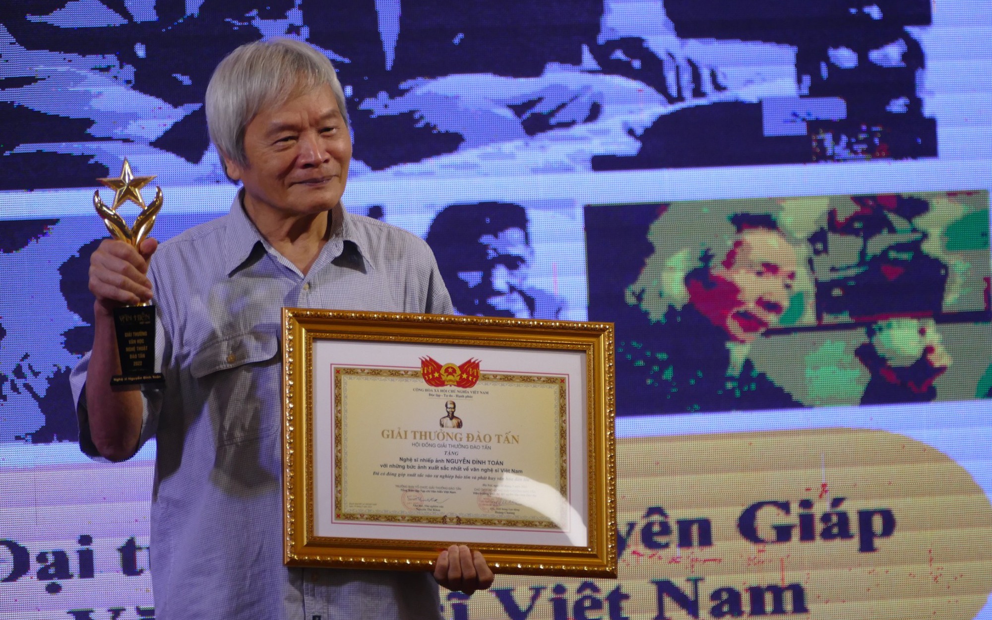 “Thống đốc ngân hàng” Nguyễn Đình Toán nhận giải thưởng Đào Tấn và những chuyện xửa xưa chưa kể