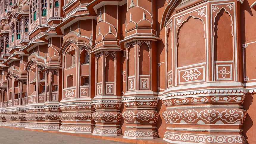 Bên trong cung điện gần 1.000 cửa sổ ở Ấn Độ - Ảnh 4.
