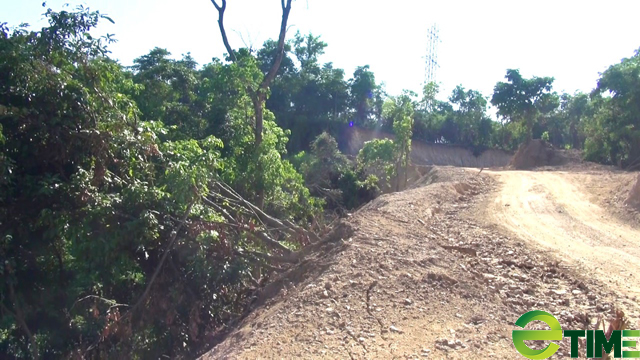 Quảng Ngãi: Hình ảnh tuyến đường DEOCA GROUP đã mở, trên diện tích rừng Kfw6 bị phá trái phép  - Ảnh 5.