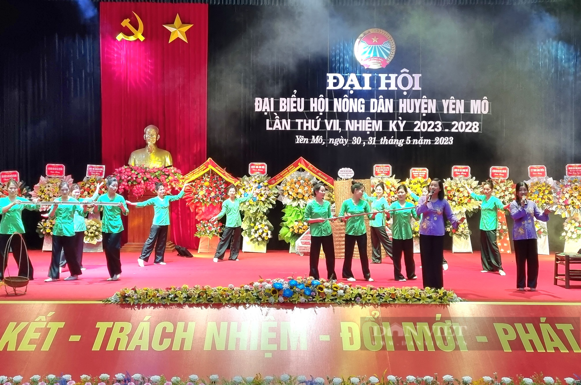 Ninh Bình: Ông Lê Anh Tuấn tái đắc cử Chủ tịch Hội Nông dân huyện Yên Mô - Ảnh 2.