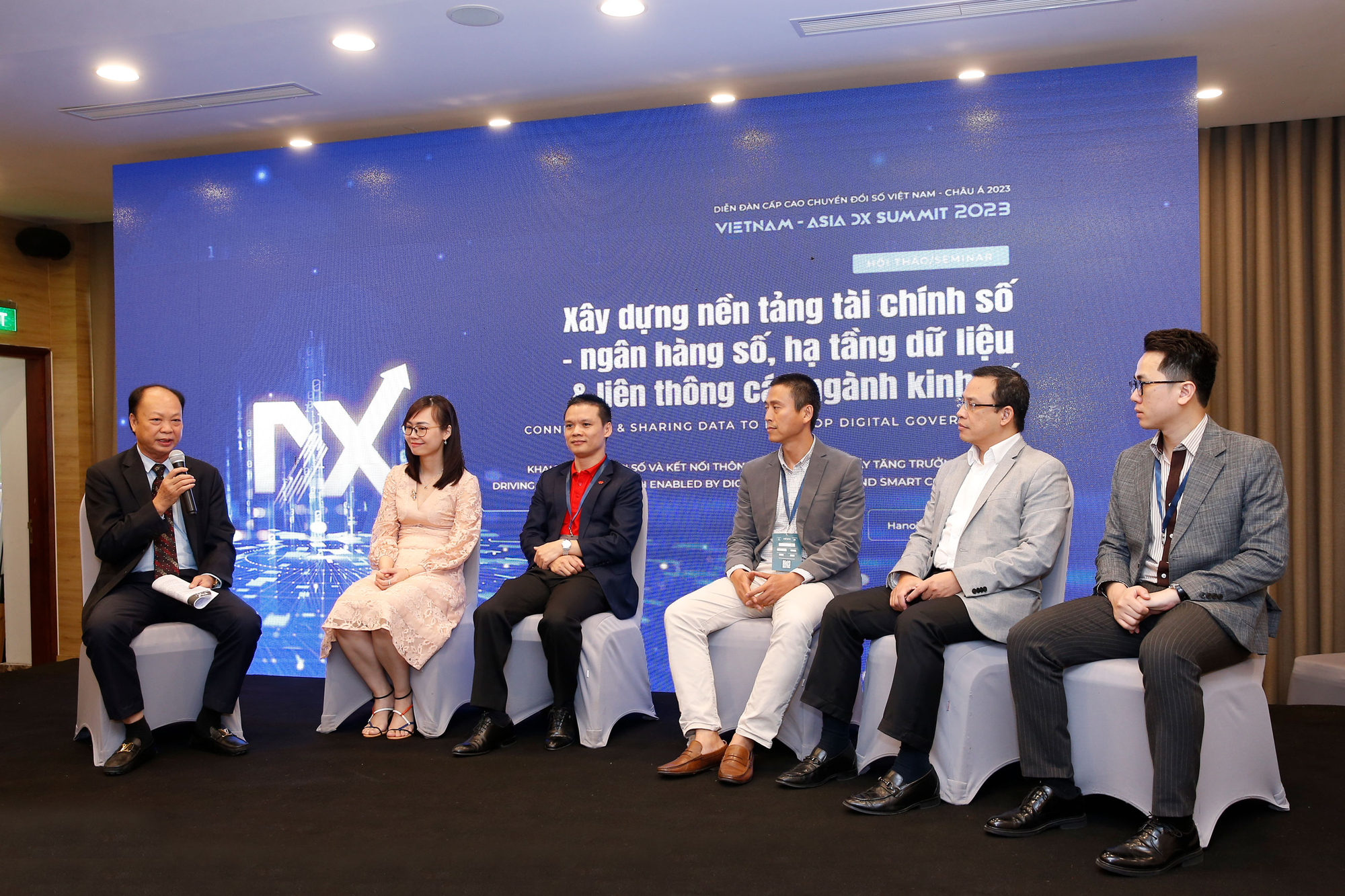 Diễn đàn cấp cao Chuyển đổi số Việt Nam - Châu Á 2023: Techcombank:&quot;Tiên phong số hóa, mang trải nghiệm vượt trội cho khách hàng&quot; - Ảnh 1.