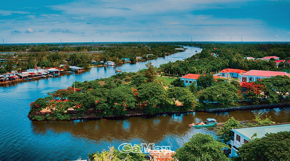 Một dòng sông dài 50km chảy qua 2 rừng tràm nổi tiếng của Cà Mau và Kiên Giang, đó là dòng sông nào? - Ảnh 1.
