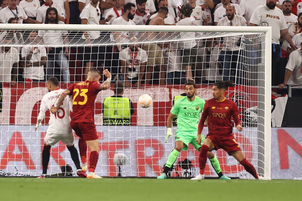 Thắng luân lưu trước AS Roma, Sevilla lần thứ 7 vô địch Europa League - Ảnh 2.