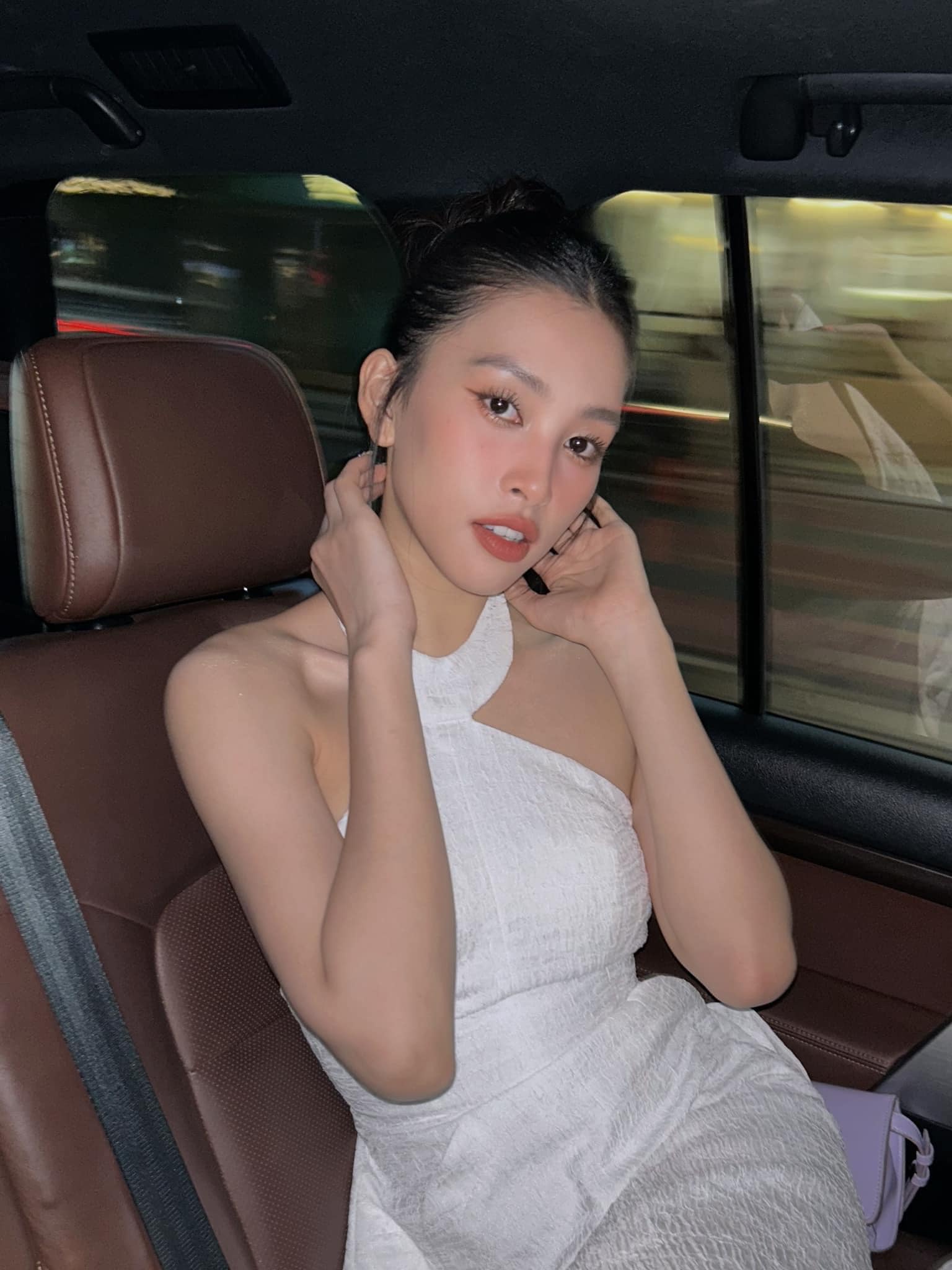 Hoa hậu Trần Tiểu Vy: Bạn trai tôi phải hội đủ những yếu tố như một &quot;soái ca&quot; - Ảnh 1.