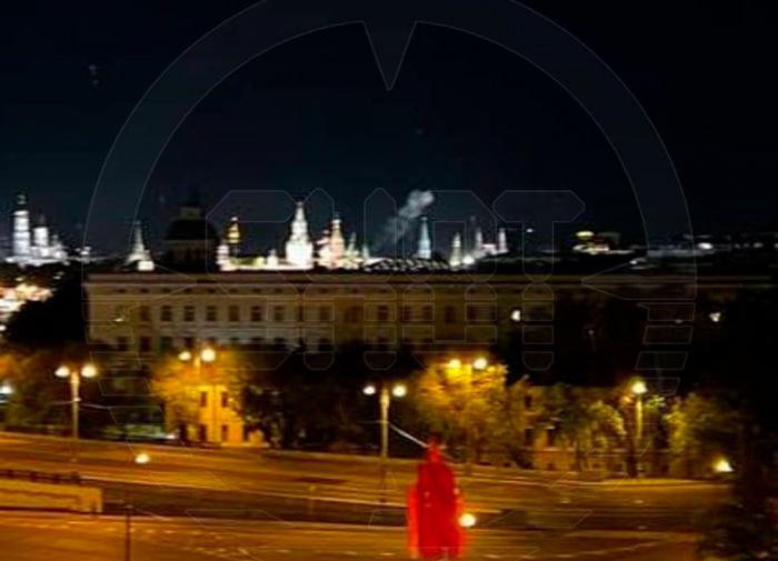 UAV tấn công Điện Kremlin: Điều gì đã xảy ra phía trên Điện Kremlin vào ban đêm? Tiếp theo là gì? - Ảnh 1.