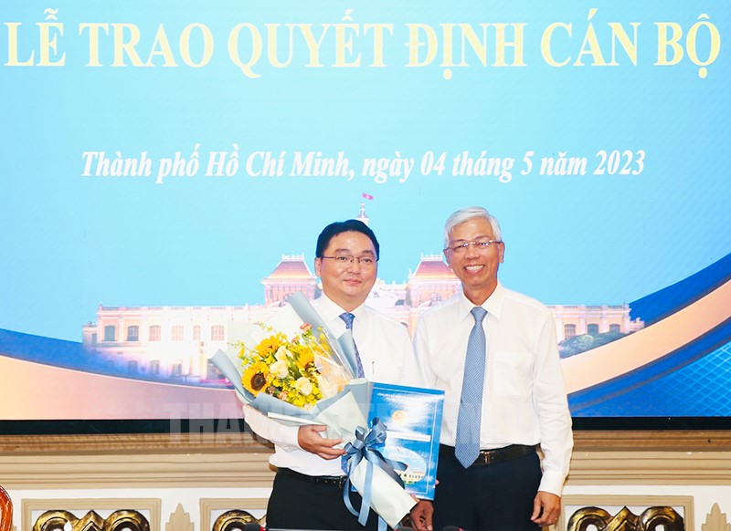 TP.HCM: Ông Nguyễn Trần Bình được bổ nhiệm làm Chủ tịch UBND quận 11 - Ảnh 1.