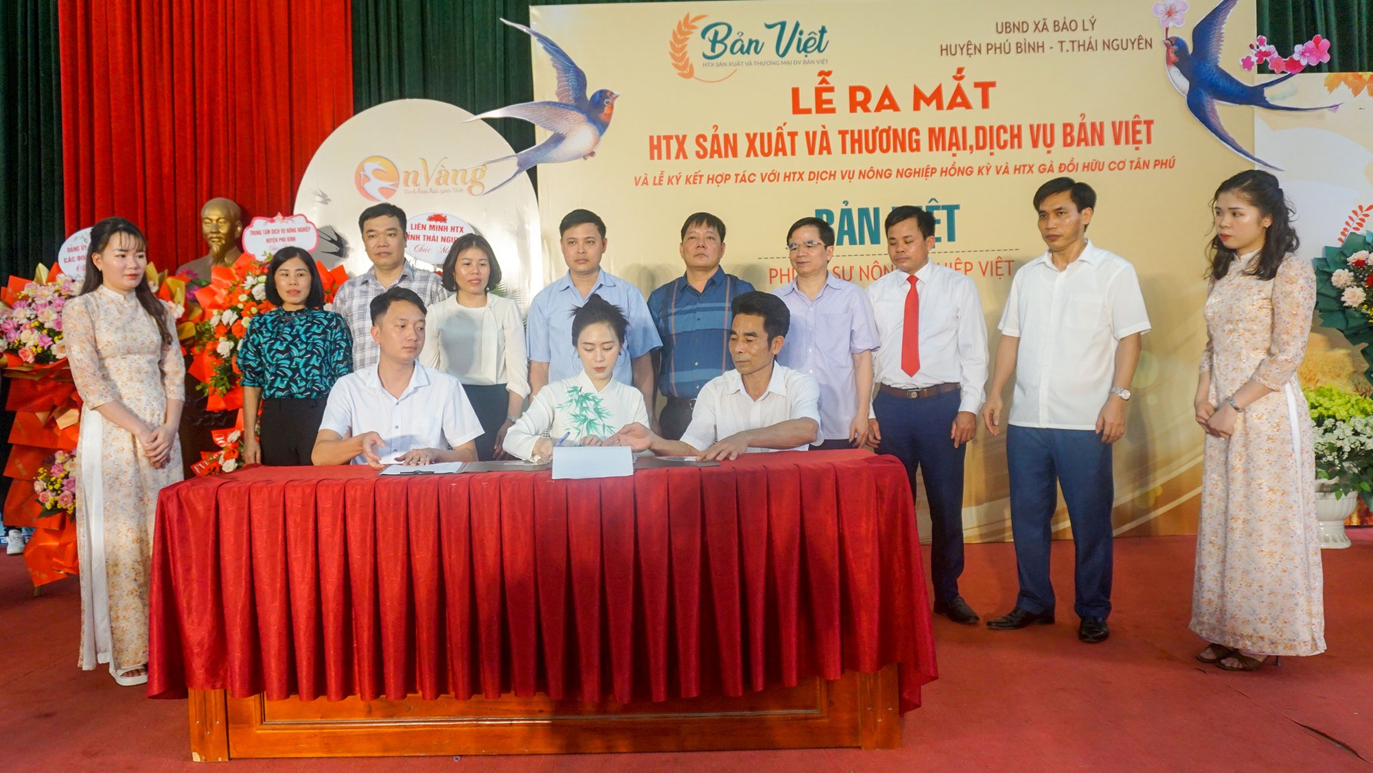 Ra mắt Hợp tác xã Sản xuất và Thương mại dịch vụ Bản Việt tại huyện Phú Bình, tỉnh Thái Nguyên - Ảnh 2.
